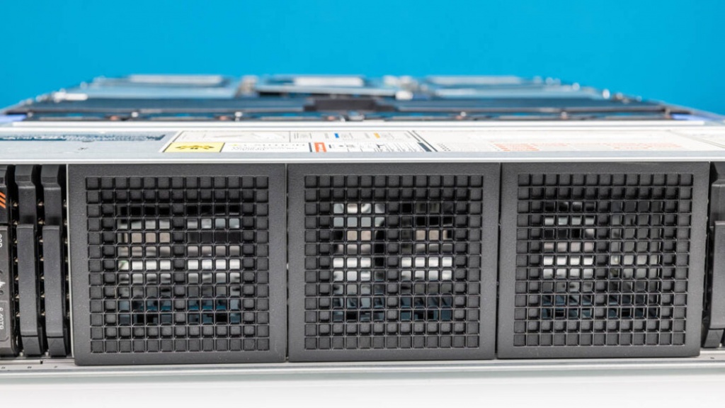 Dell-PowerEdge-R770-Front-Center-Airflow.jpg